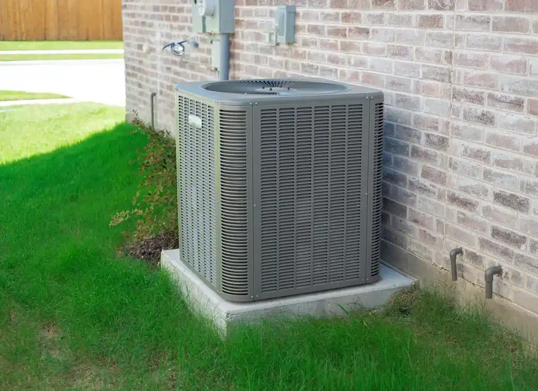Outdoor heat pump equipment installed for an Oshawa home
